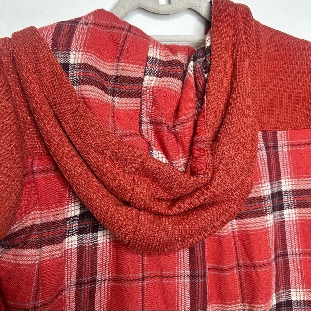 Marmot Red Plaid Button-Down Shacket with Hood - Size M - Picture 5 of 9
